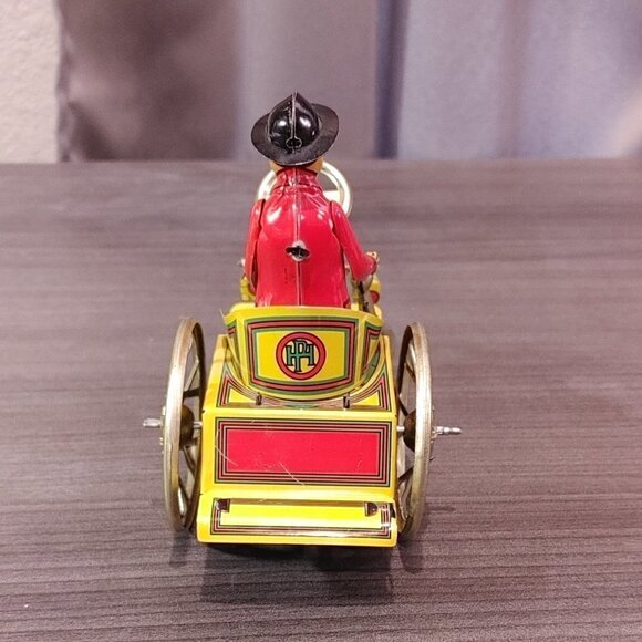 Paya Tin Toy Three Wheel Car. 5" Vintage - Picture 4 of 6